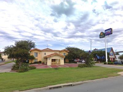 Hotel Super 8 By Wyndham Austin South I-35 Exterior foto