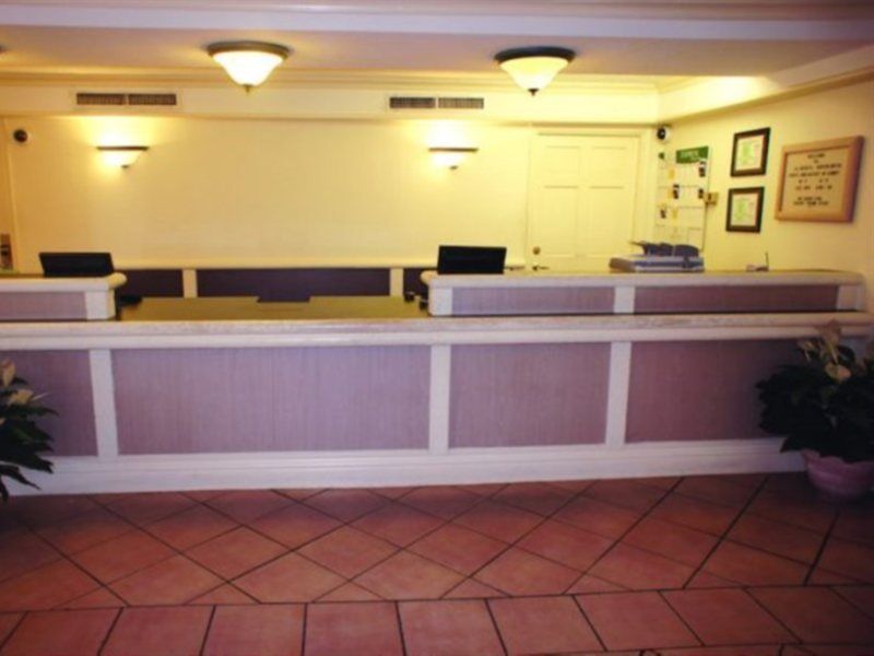 Hotel Super 8 By Wyndham Austin South I-35 Exterior foto